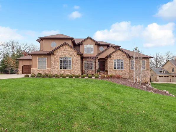 3500 Bluestem Rd, Norwalk, IA 50211