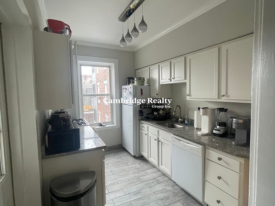 1st image of 8 Farrington Ave #3T