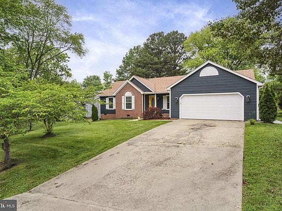 3rd image of 3 Trotter Cir