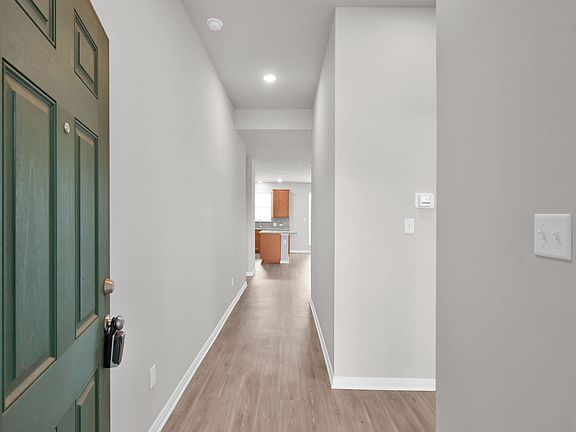 5th image of 14385 S Summerchase Cir