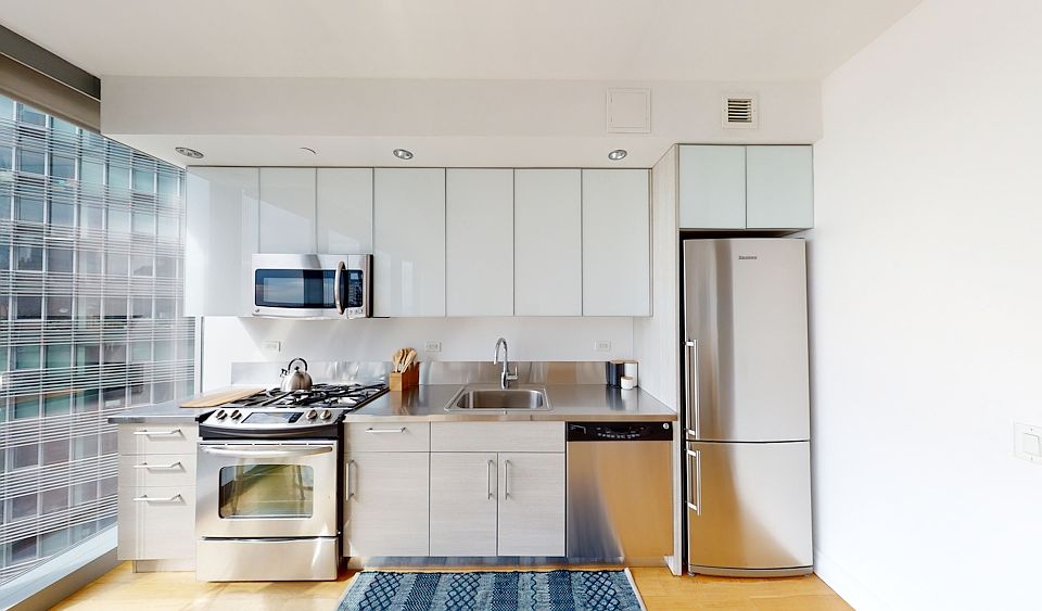 1st image of 550 W 54th St APT 1906