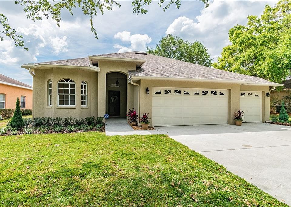 1st image of 11022 Lynn Lake Cir