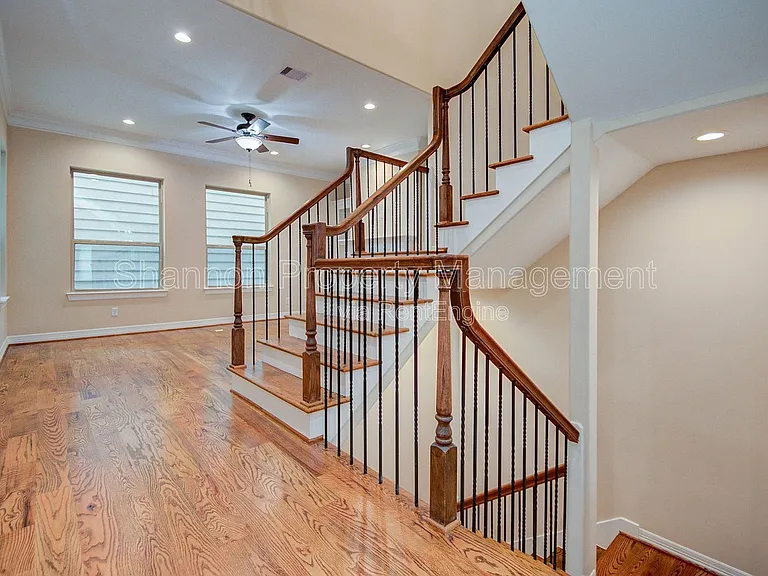 1904 Lauderdale St — Photo 11