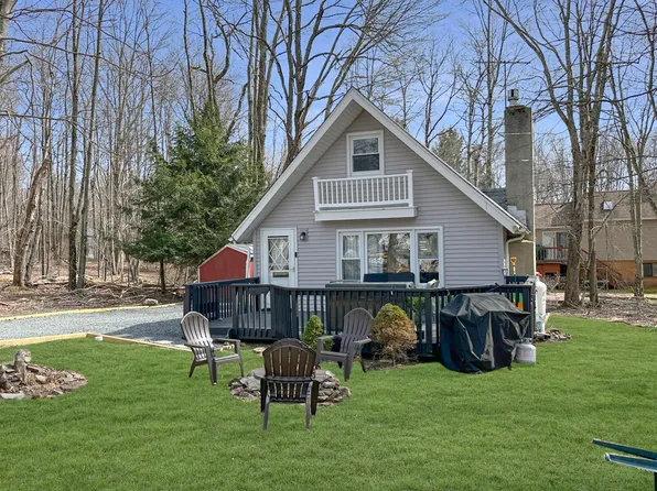 1170 Kinta Cir, Pocono Lake, PA 18347