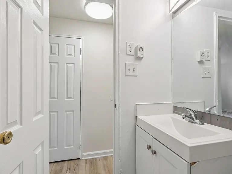 Springfield Green Apartments — Photo 30