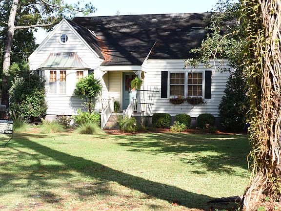 2nd image of 108 Sherwood Blvd