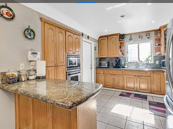 3rd image of 5321 Milani Ave