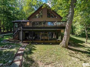 215 Briarwood Pl, Dahinda, IL 61428