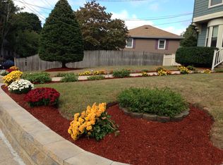 4 Pond St, Hyde Park, MA 02136