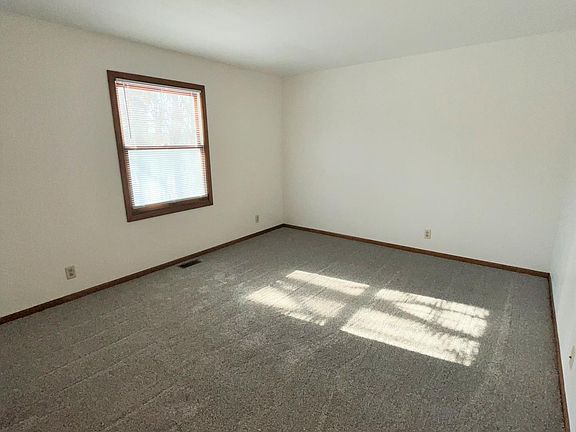 5th image of 2603 Kragspough Ct