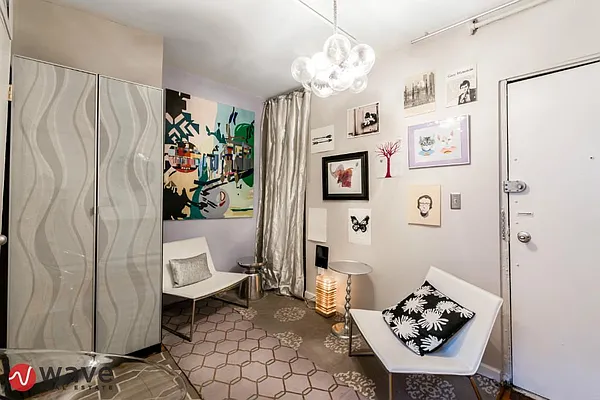 Rented by Wave Real Estate Group | media 29