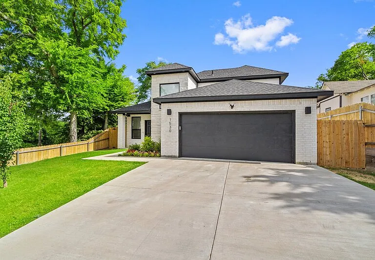 1530 Padgitt Ave — Photo 3