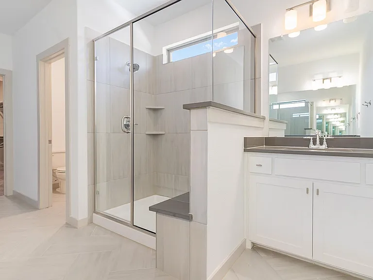 681 Claire Ln — Photo 21