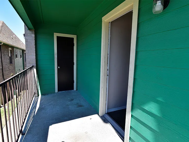 14403 Pavilion Point #488 — Photo 8