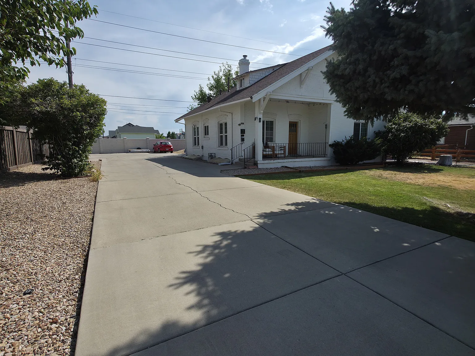 3 bed, 1804 sqft, $2,190 — Photo 2