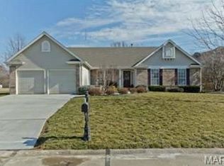 1502 Norwood Hills Dr, O'Fallon, MO