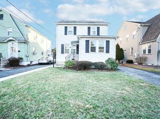 334 Sussex Rd, Wood Ridge, NJ 07075