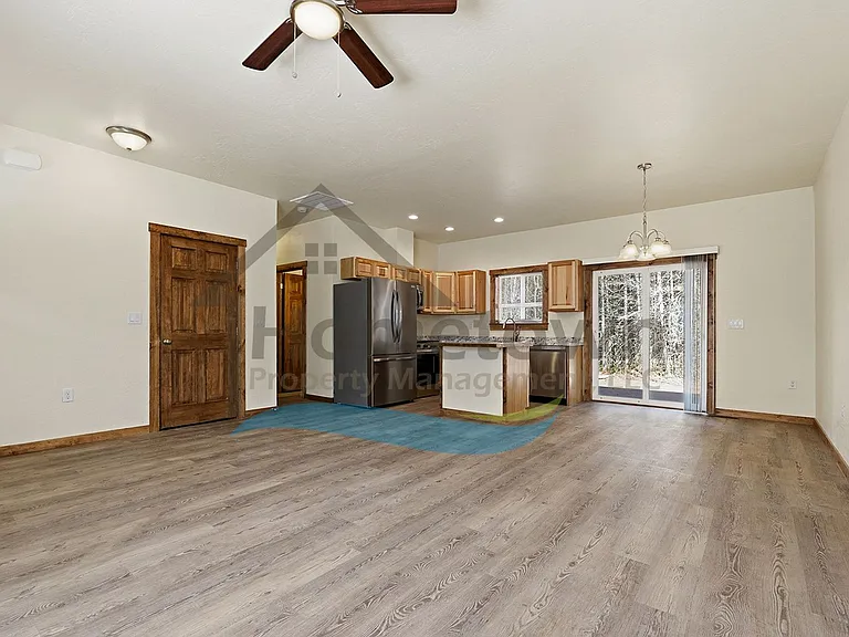 145 Burnt Tree Ln — Photo 5