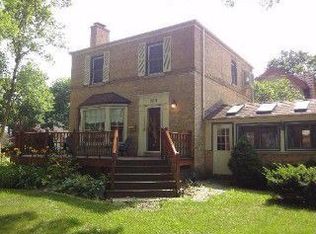 288 S Warrington Rd, Des Plaines, IL 60016