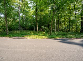 47 Wheeler Road, Glenmont, NY 12077