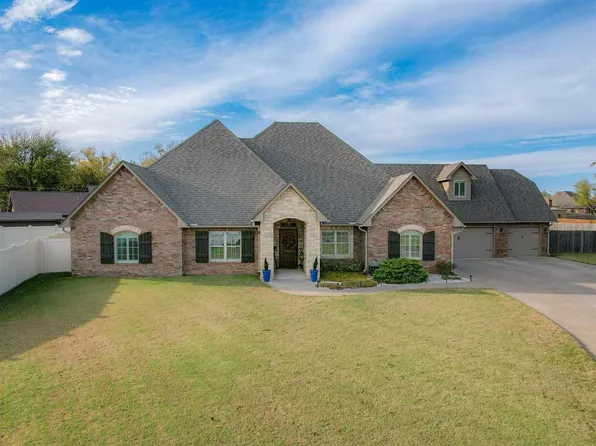 2017 Huntington Pl, Ponca City, OK 74604