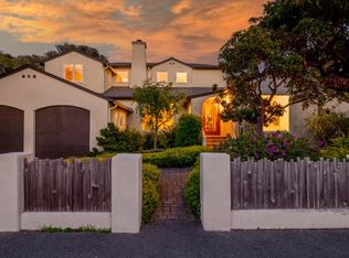 915 Ruth Ct, Pacific Grove, CA 93950