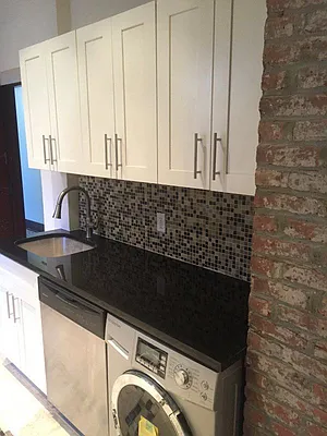 Rented by Bohemia Realty Group | media 12