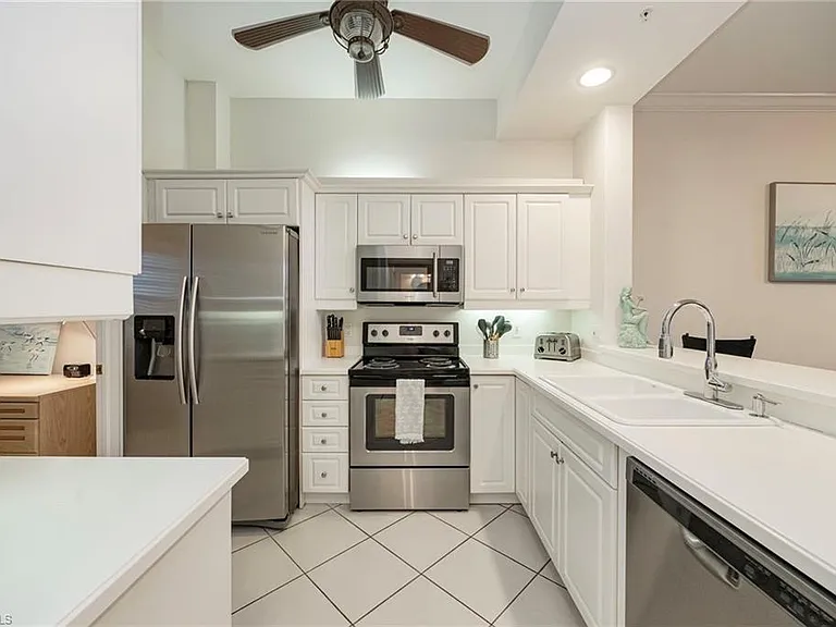 410 Bayfront Pl #2502 — Photo 4
