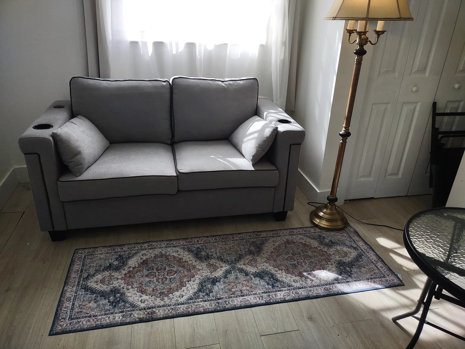 Studio, 600 sqft, $1,250 — Photo 2