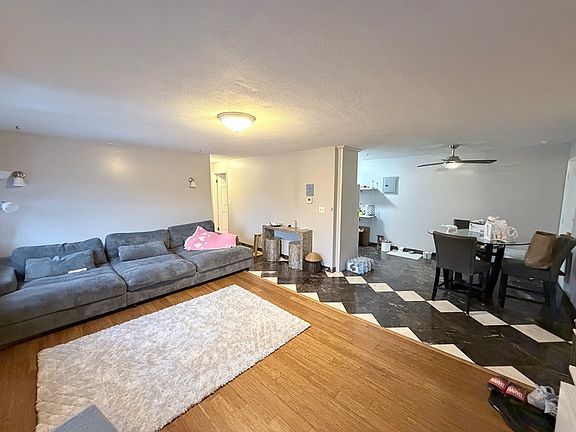 4th image of 243 Boston Post Rd E APT 11