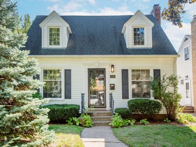 1886 Rome Ave, Saint Paul, MN, 55116