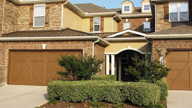 1st image of 5876 Clearwater Dr
