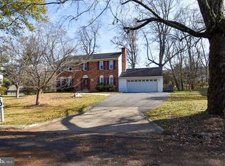 14117 Huckleberry Ln, Silver Spring, MD 20906