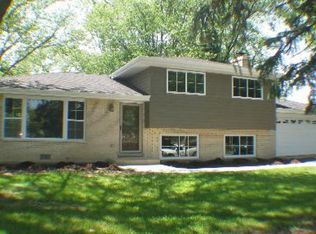 440 Cottonwood Rd, Frankfort, IL 60423