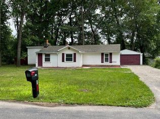 20703 Midway Ave, Southfield, MI 48075