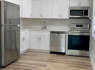 1122 NE 16th Pl #3, Fort Lauderdale, FL 33305