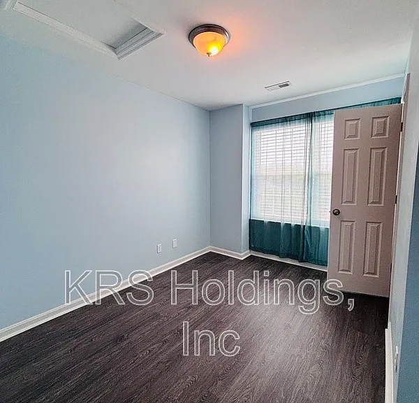 7032 Wytheville Cir — Photo 37