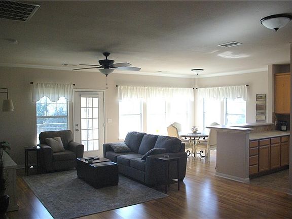 3rd image of 2900 S Lakeline Blvd Unit 422