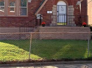 4151 Pleasant St, Saint Louis, MO 63107