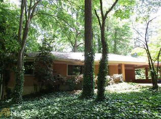 1642 Camelot Cir, Tucker, GA 30084