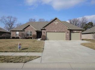 4964 W Cedar Creek Dr, New Palestine, IN