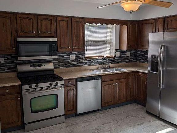 3rd image of 6407 Orchard Ln