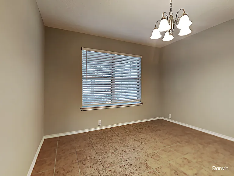 1002 Honeysuckle Vine Dr — Photo 8
