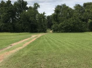 2640 E 2090 Rd, Hugo, OK 74743