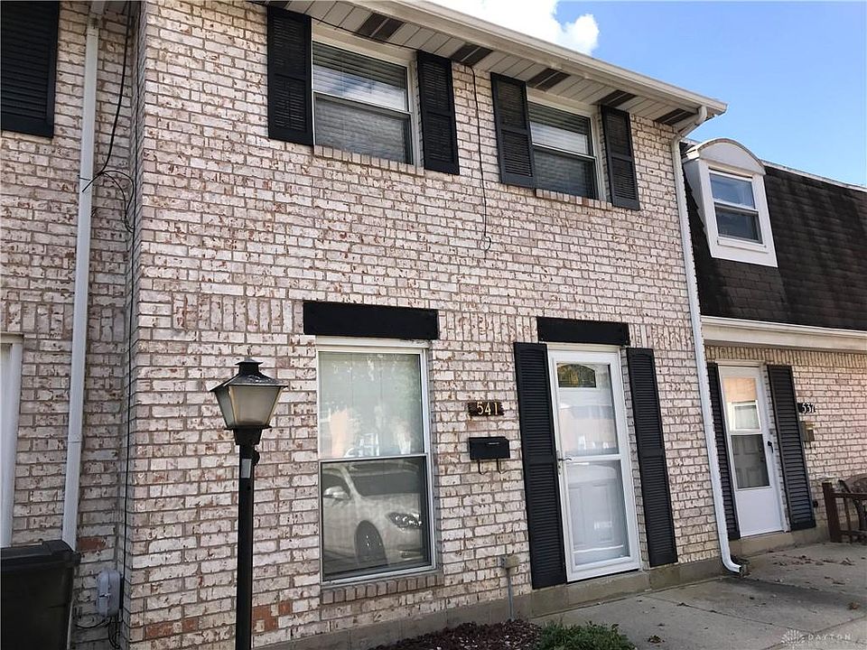 1st image of 541 Adrian Ct