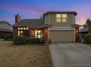 12508 E 76th Pl N, Owasso, OK 74055