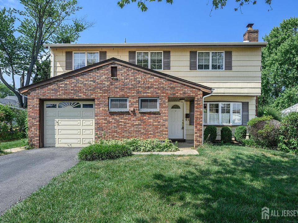 1st image of 106 Throckmorton Ln