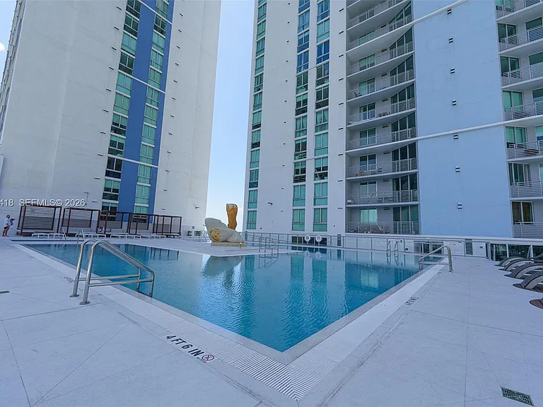 335 Biscayne Blvd #3808 — Photo 81