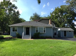 25W782 Hazel Ln, Wheaton, IL 60187