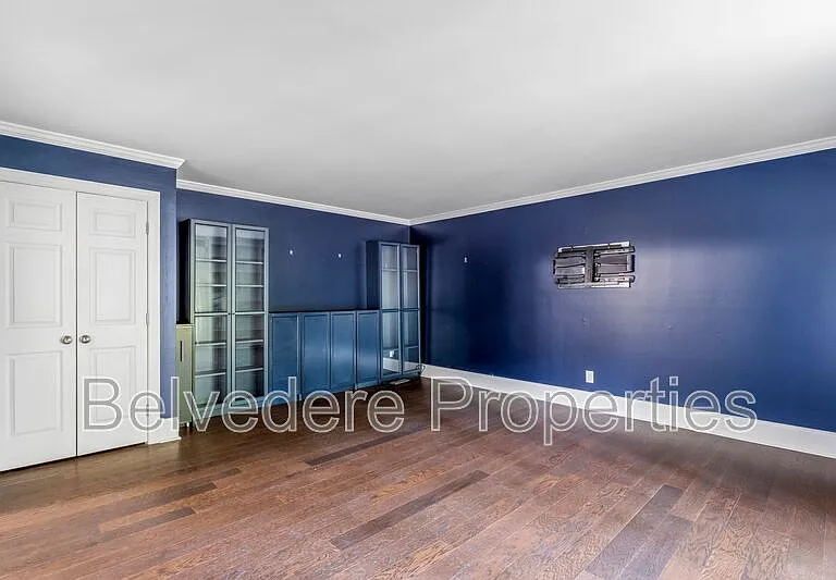4103 Oak Hollow Dr — Photo 3